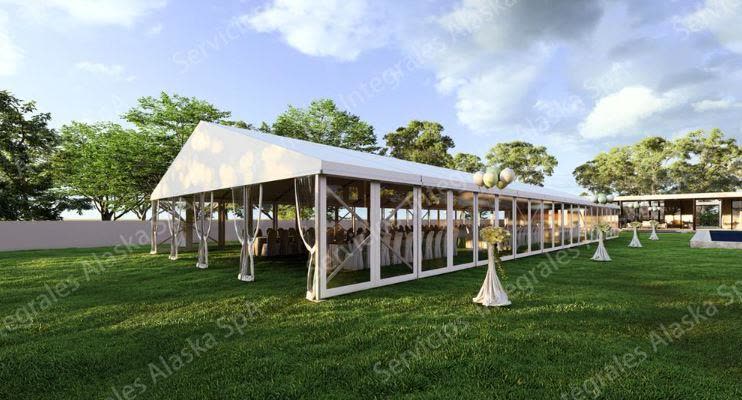 Carpa de eventos Alaska instalada — jardín