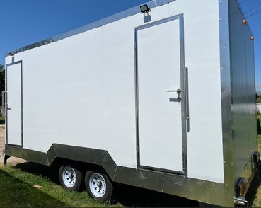 Tráiler baño de lujo — exterior
